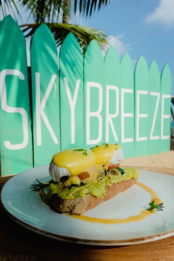 Sky Breeze Hotel Unawatuna Buitenkant foto